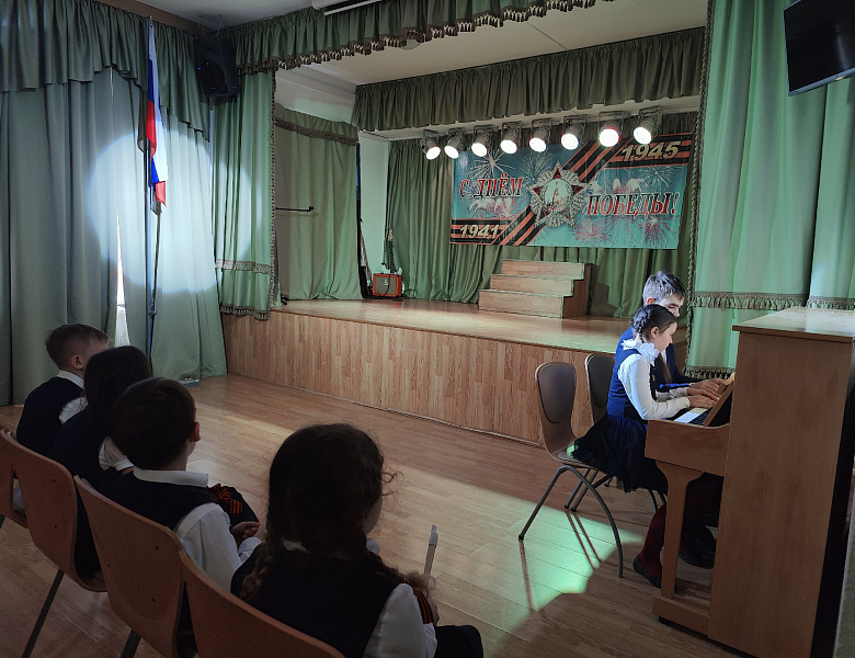 В нашей школе состоялся праздничный концерт «Весна Победы», посвященный 78–ой годовщине Победы в Великой Отечественной войне 1941–1945 гг.